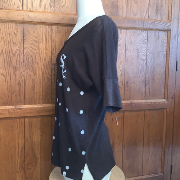 NWOT Chicago WHITE SOX Black Top with White Polka Dots - Picture 5 of 8
